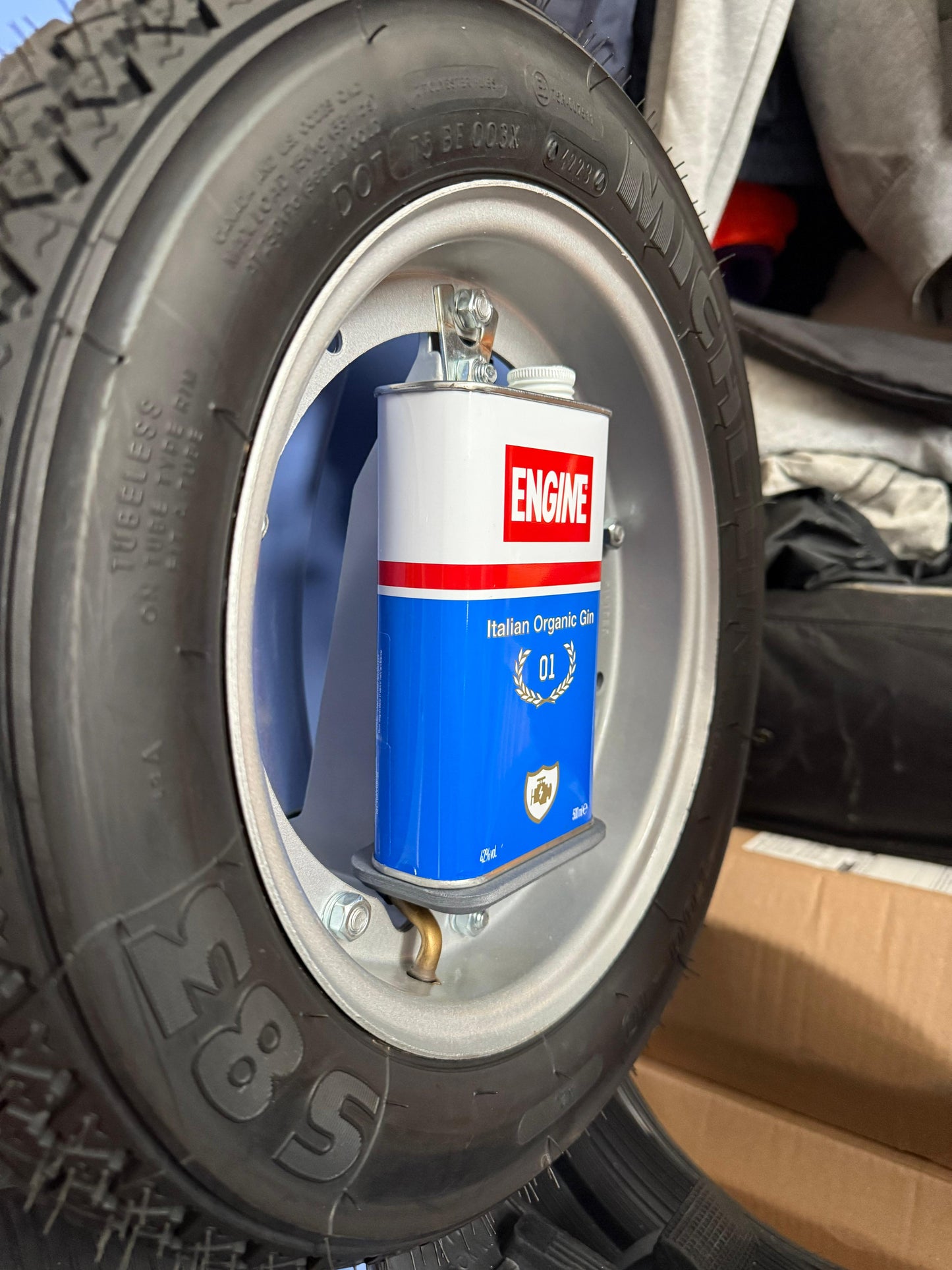 Porta Latta Olio Miscela per Vespa 50 Special - Per supporto non originale aftermarket