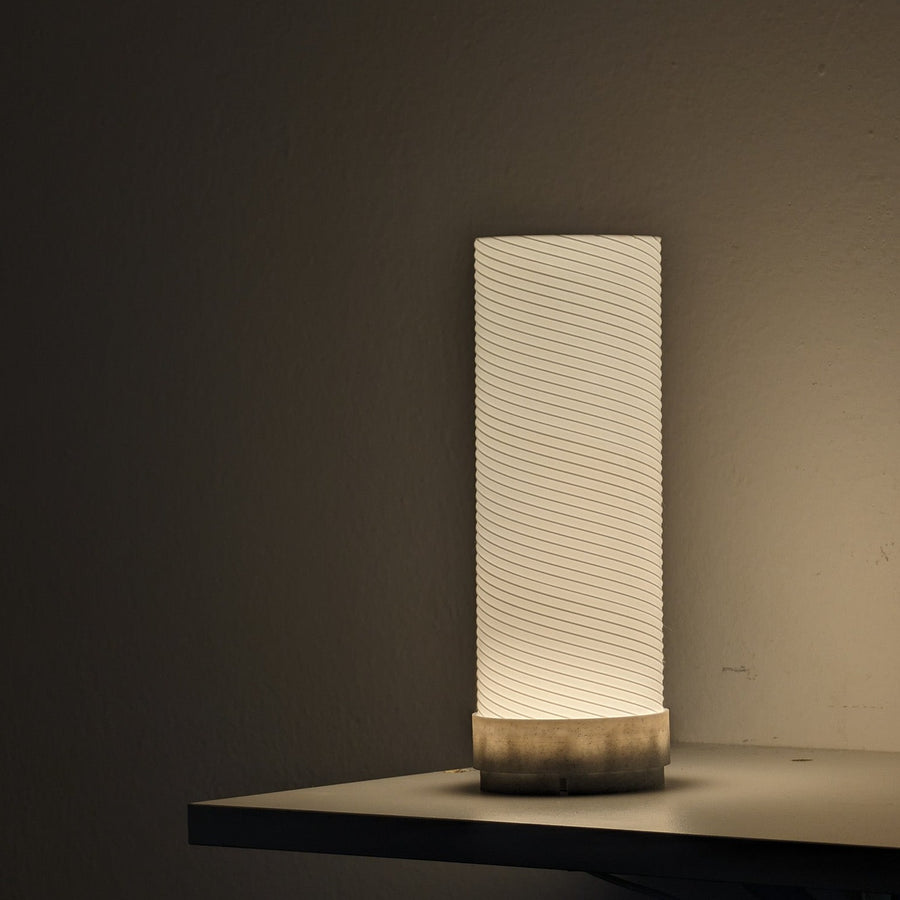 Table lamp, freestanding lamp, interchangeable lamp