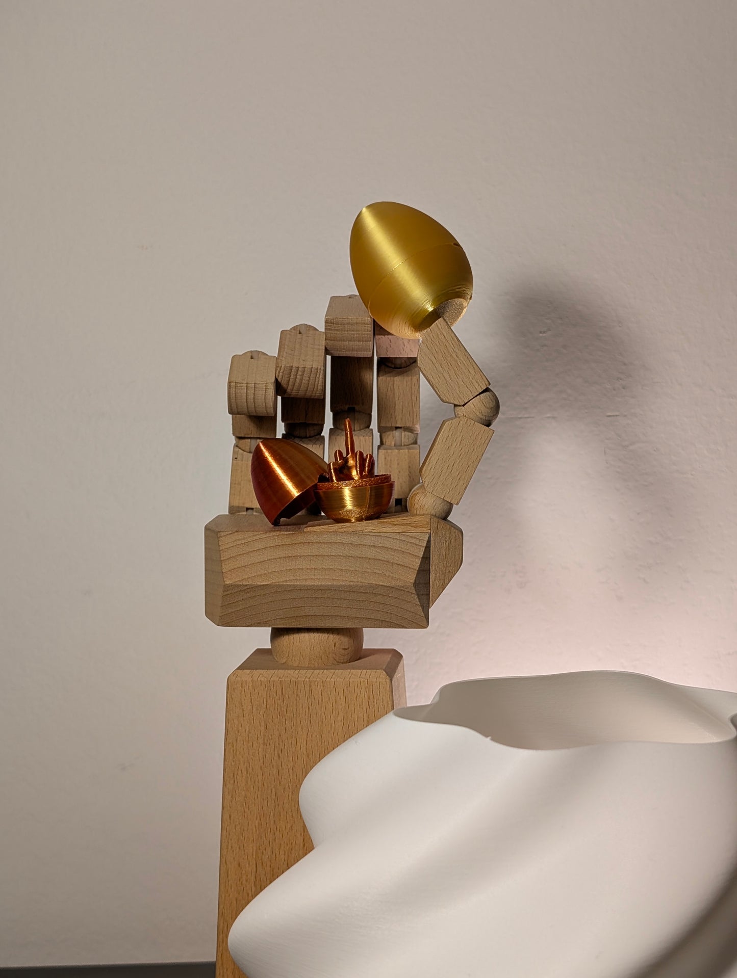 Ovetto Sorpresa con Dito Medio – Il Gadget Irriverente Che Parla Da Solo!