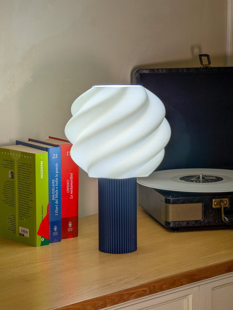Lumiè Nuvola Tall accesa in casa