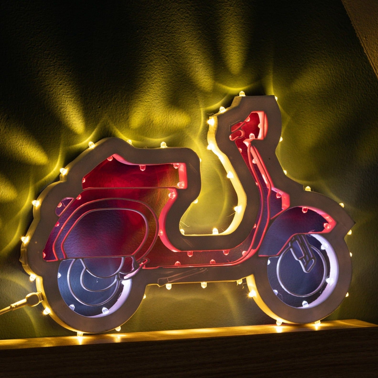 Vespa, vespa 50 special, piaggio, luminaria d'arredo, luminaria, luminaria eco, ecofriendly, stampa 3d